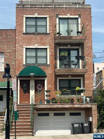207 Palisade Avenue 2, Union City, NJ 07087