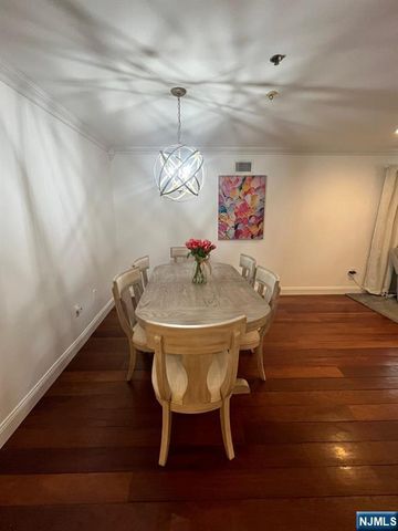 207 Palisade Avenue 2, Union City, NJ 07087