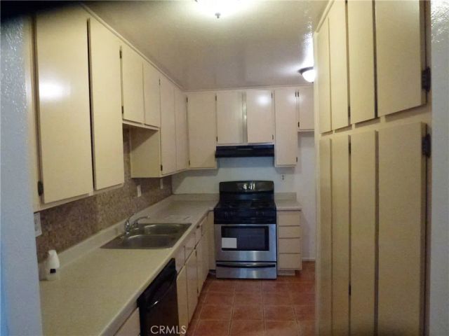 1211 S Palmetto Avenue C, Ontario, CA 91762