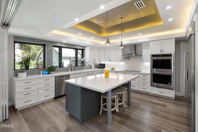 4428 Oakwood Avenue, La Canada Flintridge, CA 91011