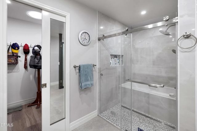 4428 Oakwood Avenue, La Canada Flintridge, CA 91011