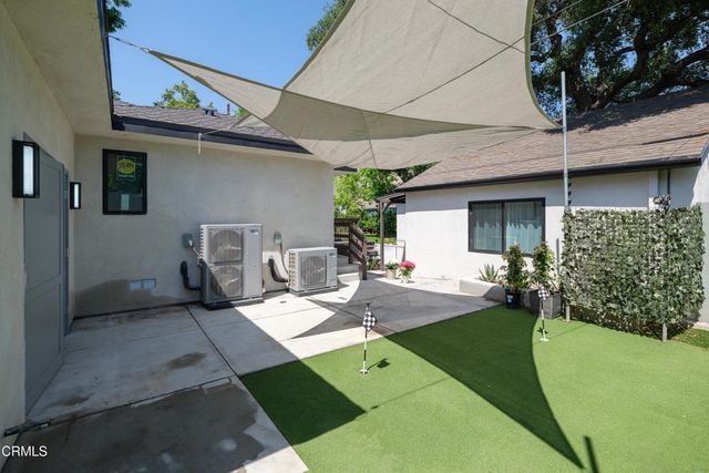 4428 Oakwood Avenue, La Canada Flintridge, CA 91011