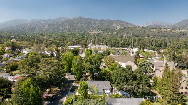 4428 Oakwood Avenue, La Canada Flintridge, CA 91011