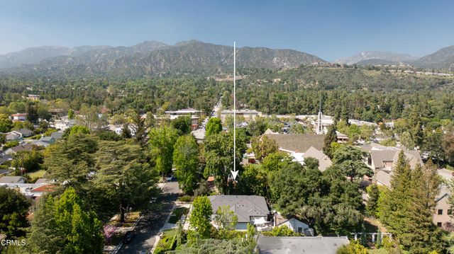 4428 Oakwood Avenue, La Canada Flintridge, CA 91011