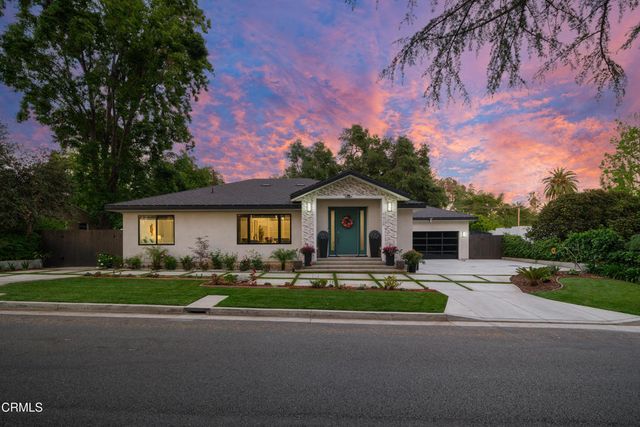 4428 Oakwood Avenue, La Canada Flintridge, CA 91011
