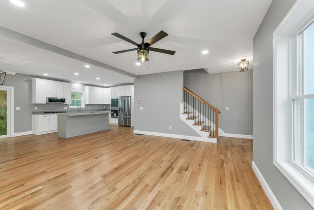 8 Shelburne Lane, Concord, NH 03301
