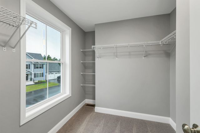8 Shelburne Lane, Concord, NH 03301