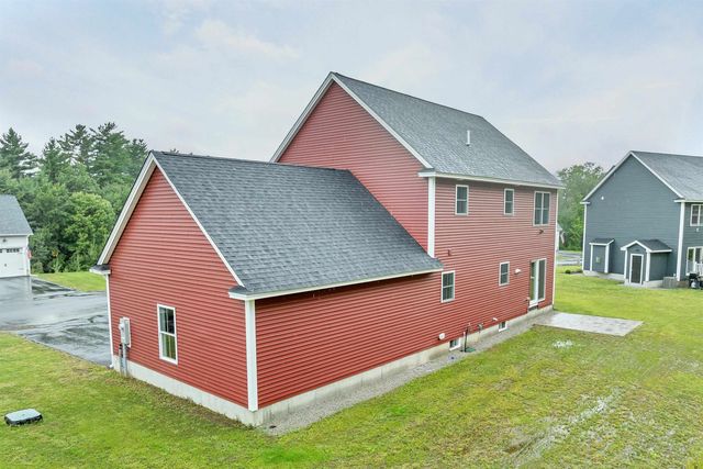 8 Shelburne Lane, Concord, NH 03301