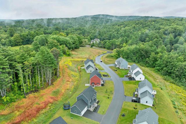 8 Shelburne Lane, Concord, NH 03301