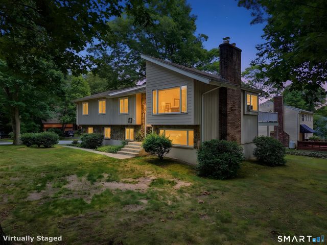 55 Greencliff Drive, East Lyme, CT 06357