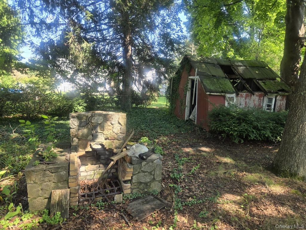 59 Cornell Street, East Northport, NY 11731 — photo 5