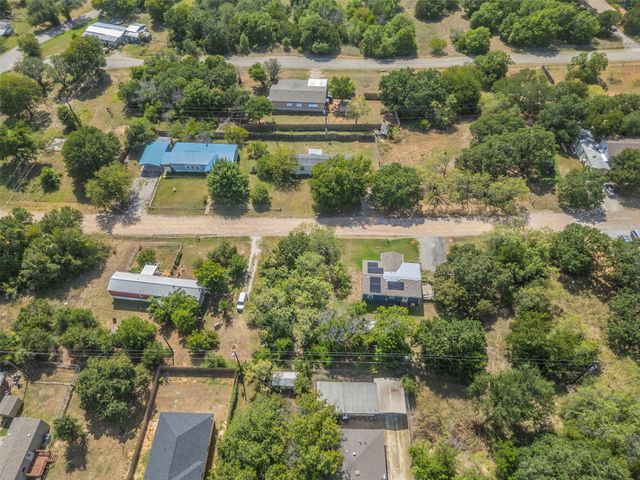 5715 Arkansas Trail, Granbury, TX 76048