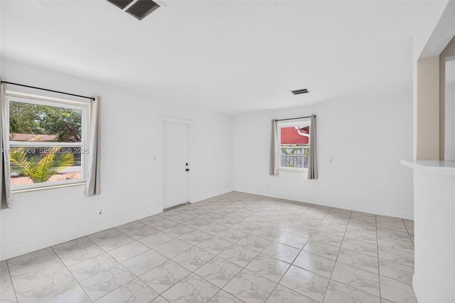 1836 SW 9th Avenue, Fort Lauderdale, FL 33315
