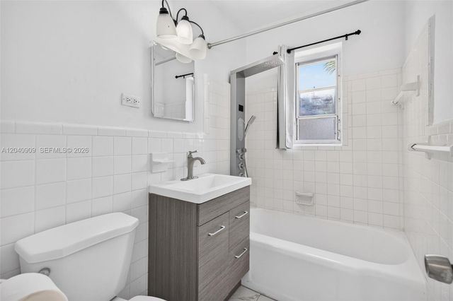 1836 SW 9th Avenue, Fort Lauderdale, FL 33315