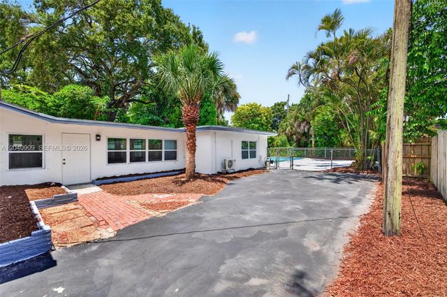 1836 SW 9th Avenue, Fort Lauderdale, FL 33315