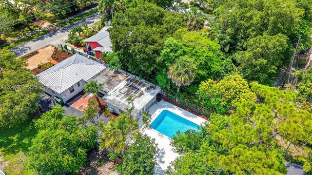 1836 SW 9th Avenue, Fort Lauderdale, FL 33315