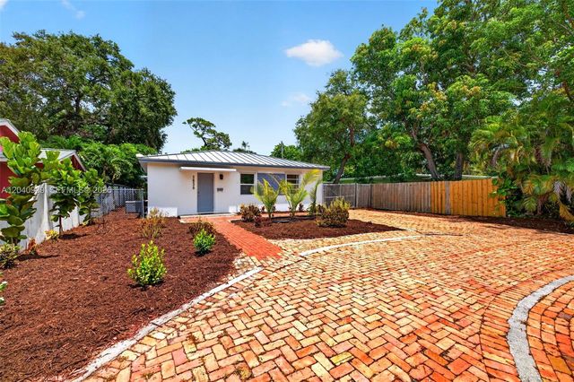 1836 SW 9th Avenue, Fort Lauderdale, FL 33315