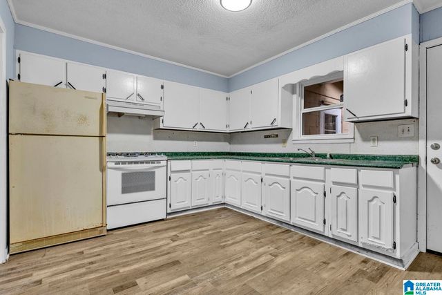 1056 SHARON BOULEVARD, Dora, AL 35062