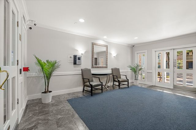 355 N Post Oak Lane 742, Houston, TX 77024