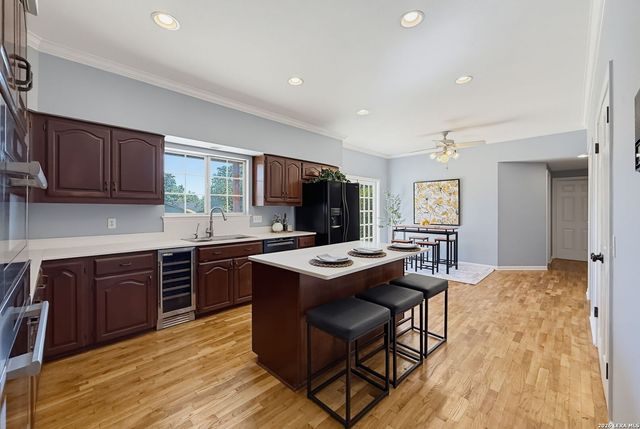 120 MERRY TRL, San Antonio, TX 78232