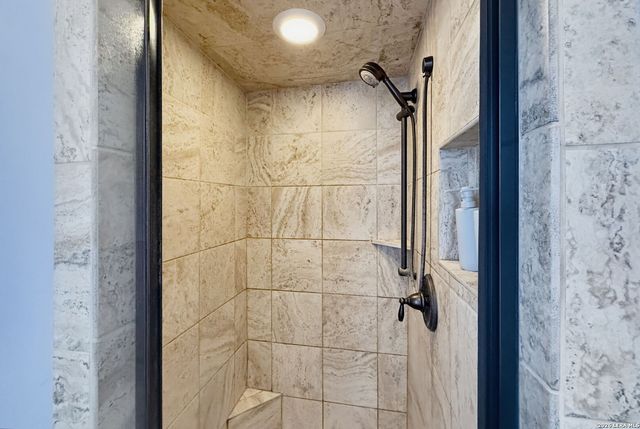 120 MERRY TRL, San Antonio, TX 78232