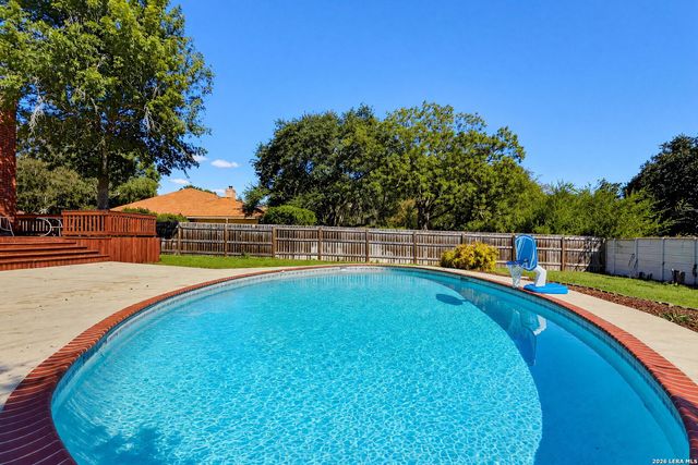 120 MERRY TRL, San Antonio, TX 78232