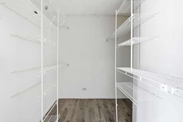 425 Walnut Drive, Streamwood, IL 60107