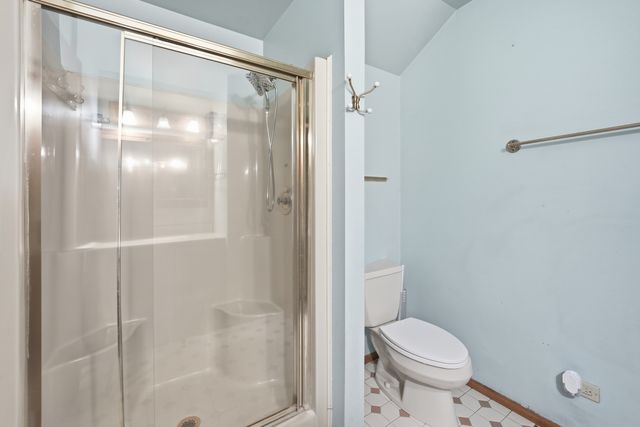 425 Walnut Drive, Streamwood, IL 60107