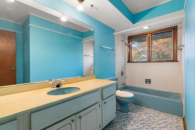 12810 S Cedar Lane, Palos Heights, IL 60463