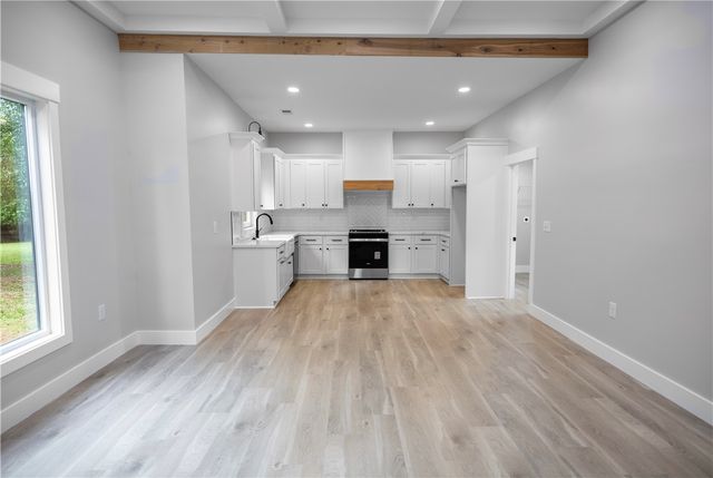 2817 BROADWAY LAKE Road, Anderson, SC 29621