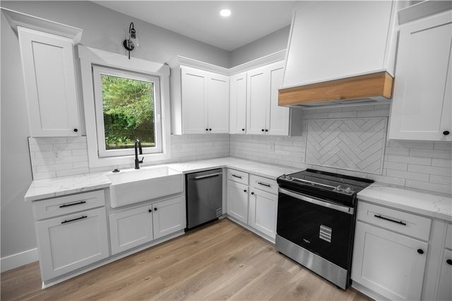 2817 BROADWAY LAKE Road, Anderson, SC 29621
