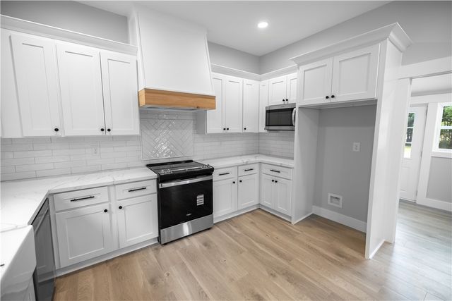 2817 BROADWAY LAKE Road, Anderson, SC 29621