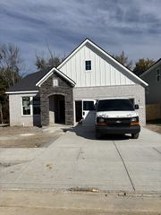 1038 Lionheart Drive, Hermitage, TN 37076