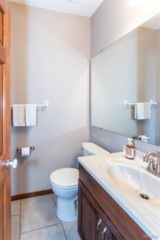 2821 Championship Boulevard, St Louis, MO 63129