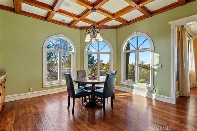 5315 El Pomar Drive, Templeton, CA 93465