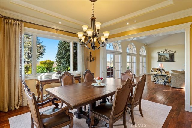 5315 El Pomar Drive, Templeton, CA 93465