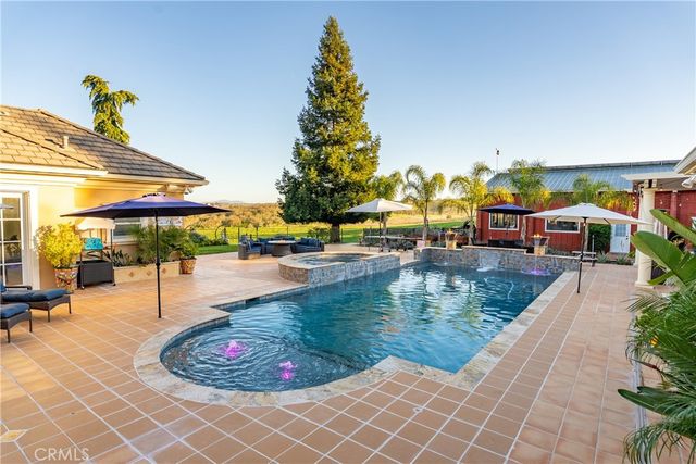 5315 El Pomar Drive, Templeton, CA 93465