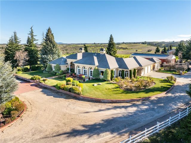 5315 El Pomar Drive, Templeton, CA 93465