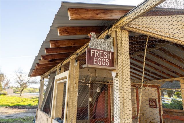 5315 El Pomar Drive, Templeton, CA 93465