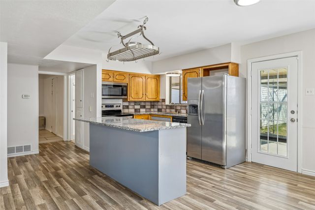 2716 Catalina Drive, Mesquite, TX 75150