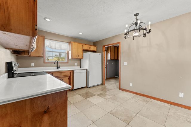 275 Diana Drive, Ozark, MO 65721