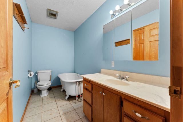 275 Diana Drive, Ozark, MO 65721