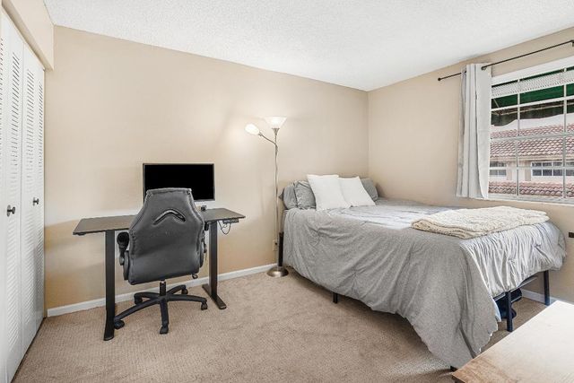 6626 Via Regina, Boca Raton, FL 33433