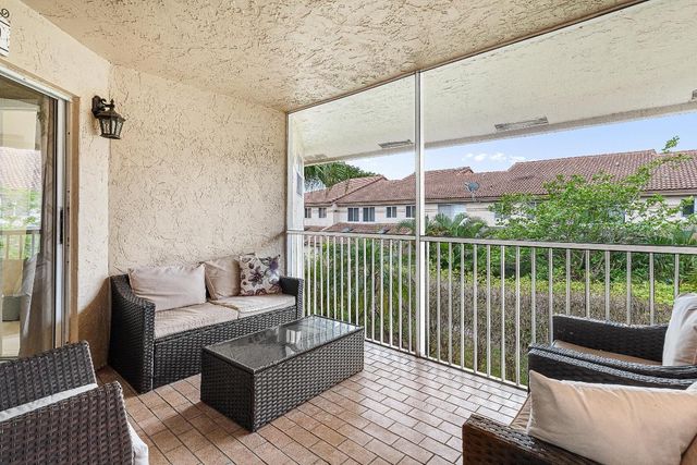 6626 Via Regina, Boca Raton, FL 33433