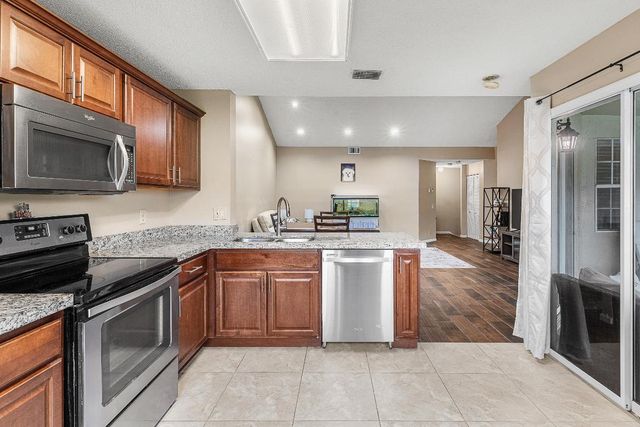 6626 Via Regina, Boca Raton, FL 33433