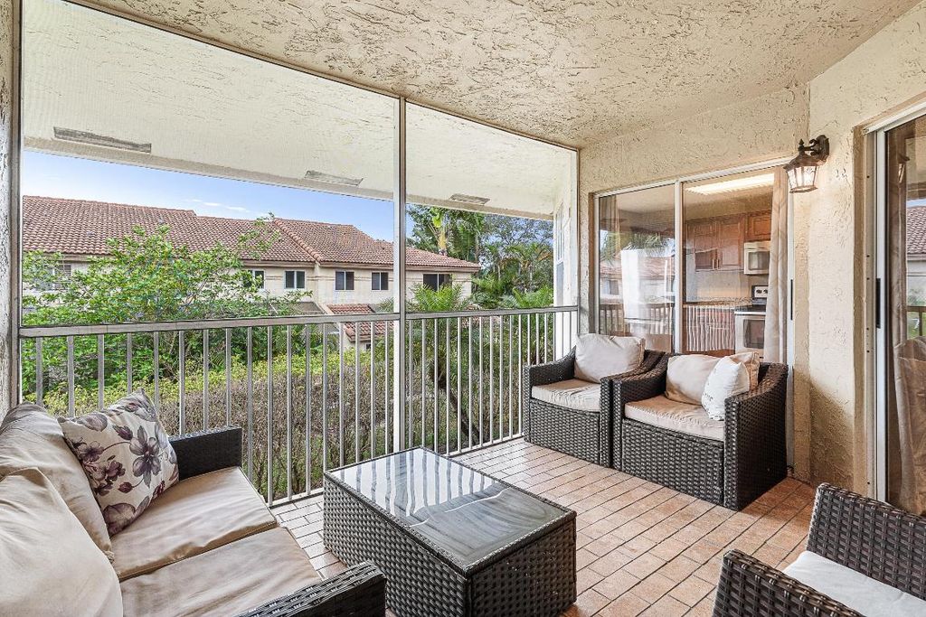 6626 Via Regina, Boca Raton, FL 33433