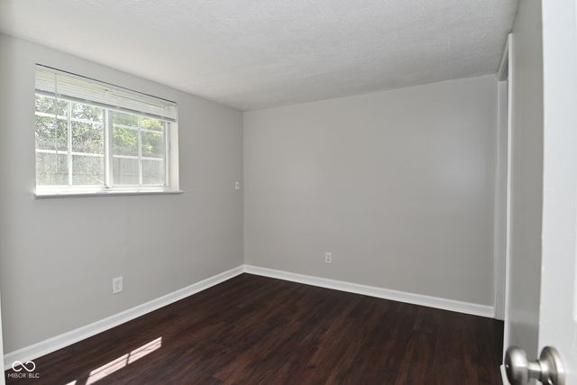 1691 Roosevelt Drive, Greenfield, IN 46140