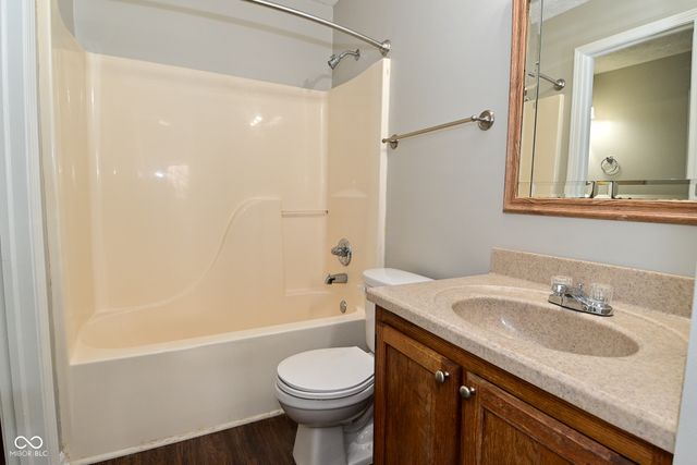 1691 Roosevelt Drive, Greenfield, IN 46140