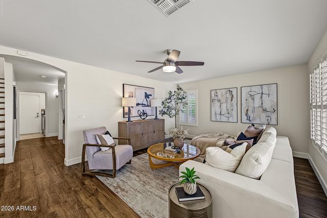 10102 E OLLA Avenue, Mesa, AZ 85212