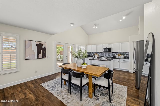 10102 E OLLA Avenue, Mesa, AZ 85212